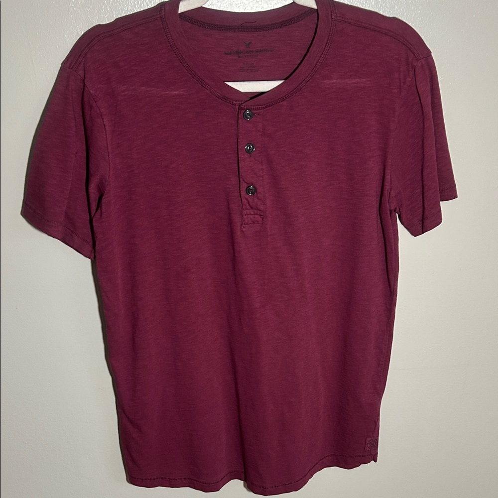American Eagle Outfitters Burgundy Short Sleeve Henley